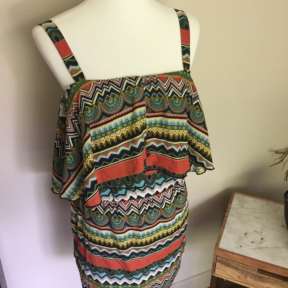 🎉 GLAM Ruffle Top Patterned Mini Dress - Picture 2 of 8